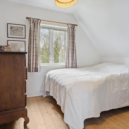 Ferienhaus Beautiful In With Wifi